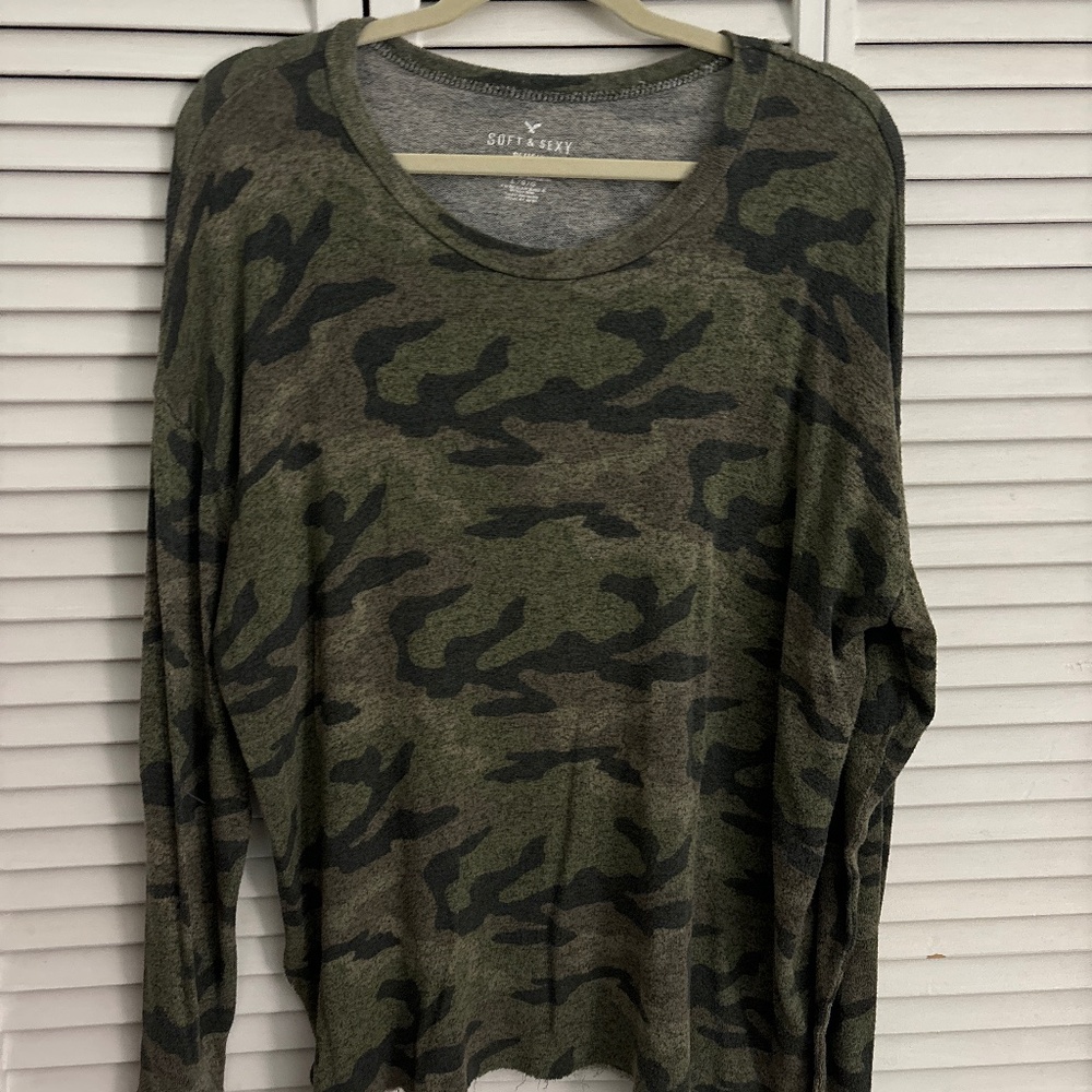 American eagle soft and sexy long sleeve